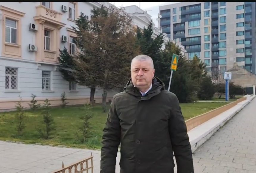 video emil banias ion dumitrache marius stamat si george visan prezenti la ipj constanta pentru a semna controlul judiciar in dosarul portul 67e0feaa3658f