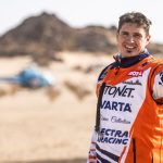 video exclusiv cate kilograme a slabit mani gyenes la raliul dakar si ce mananca intr o zi in care traverseaza 800 de kilometri cu motocicleta 67d97dac53929
