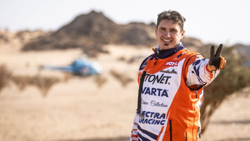 video exclusiv cate kilograme a slabit mani gyenes la raliul dakar si ce mananca intr o zi in care traverseaza 800 de kilometri cu motocicleta 67d97dac53929