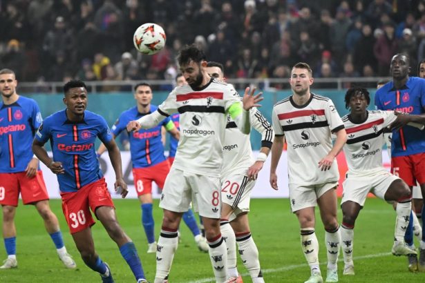 video fotbalistul care s a distrat cu apararea lui fcsb out inexplicabil de la echipa 67e5497d1ce86