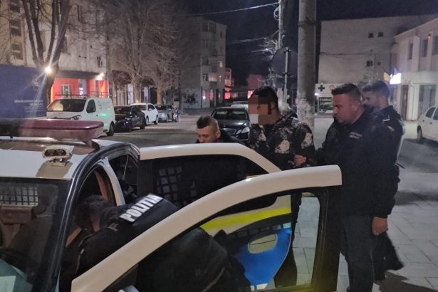 video furt pe un santier din medgidia trei barbati si un minor retinuti dupa ce au agresat un agent de paza 67c9becb6960e