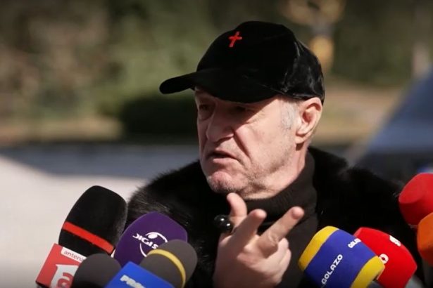 video gigi becali continua razboiul cu marius sumudica nici cu vrajeala aia a lui nu poate 67cf030d2087d