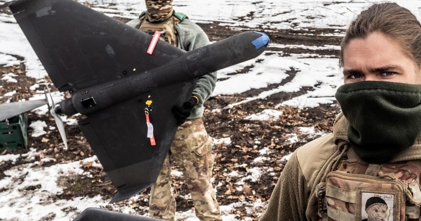 video luptatorii ucraineni din azov au aruncat in lupta o noua drona artizanala asemanatoare cu shahed ce aduce nou uas seth 67d267c6dd3a9