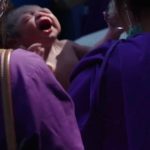 Momentul în care un bebeluș s-a născut în mijlocul dezastrului după cutremurul din Myanmar, cu toate spitalele evacuate de urgență. 3 video momentul in care un bebelus s a nascut in mijlocul dezastrului dupa cutremurul din myanmar toate spitalele evacuate de urgenta 67e7e23a3388a
