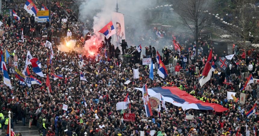 video peste 100 000 de sarbi la protestul antiguvernamental din belgrad luptam pentru un stat normal fara coruptie 67d5c4e2aed93