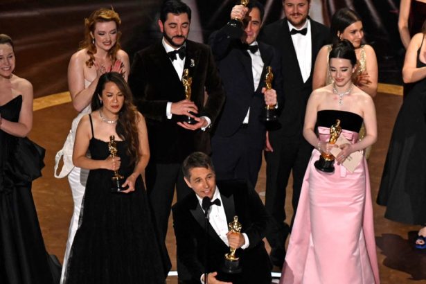 video premiile oscar 2025 anora domina ceremonia cu cinci statuete castigate inclusiv pentru cel mai bun film lista castigatorilor 67c6b7126583c