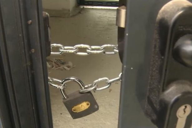 video simtim frustrare cladiri muzeu de milioane de lei in scolile in romania elevi obligati sa invete in containere 67e4e3ced5aa7