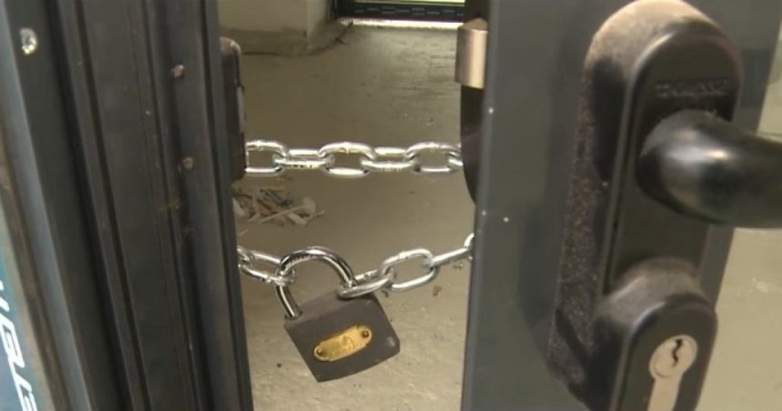 video simtim frustrare cladiri muzeu de milioane de lei in scolile in romania elevi obligati sa invete in containere 67e4e3ced5aa7