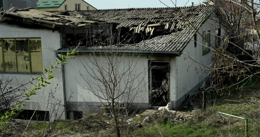 Tragedie ca la Colectiv. Imagini cu momentul în care incendiul din clubul macedonean izbucnește de la artificii 1 video tragedie ca la colectiv imagini cu momentul in care incendiul din clubul macedonean porneste de la artificii 67d6bf30c0727