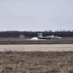 video un bombardier rusesc su 34 aterizeaza pe burta dupa ce trenul de aterizare nu s a deschis 67dfd9ca9c5b7