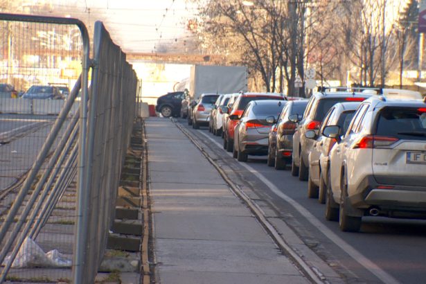 video un cutremur repetat sute de bucuresteni suparati din cauza lucrarilor la magistrala m6 a metroului mircestiul e facut zdrente 67c8570b9cb82