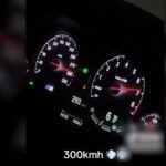 Un tânăr de 20 de ani s-a filmat conducând cu 300 km/h pe o autostradă în Spania, imaginile devenind virale. 3 video un tanar de 20 de ani s a filmat in timp ce conducea cu 300 km h pe o autostrada in spania imaginile s au viralizat rapid 67d5c1688cebe