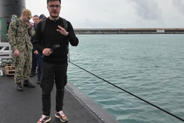 video viata intr un submarin nato reportaj din mediterana militarii stau chiar si 50 de zile in adancuri 67c4ba3356398