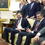 waltz e un idiot consilierul lui trump e pe faras dupa scandalul publicarii planurilor militare ale sua pe un grup de chat 67e263c7e027b