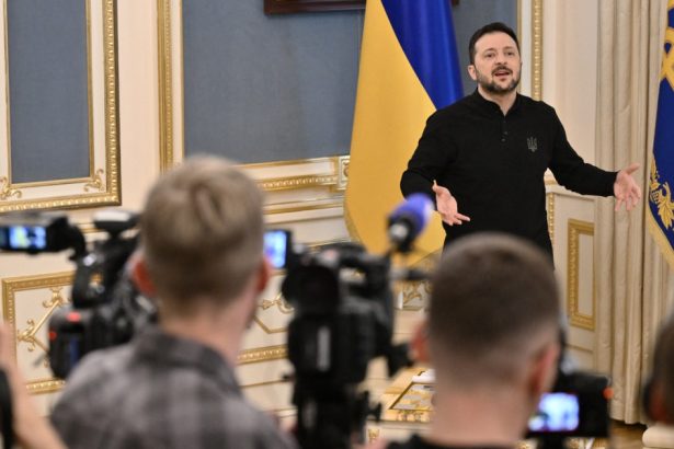 zelenski e precaut cu privire la noul acord privind mineralele dar afirma ca ajutorul acordat anterior de sua nu a fost un imprumut 67e716377e4f2