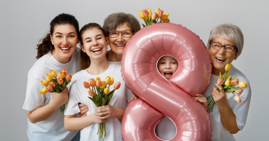 Ziua Femeii sau Ziua Mamei? Ce se celebrează, de fapt, în fiecare an pe 8 martie. 1 ziua femeii sau ziua mamei ce se sarbatoreste de fapt in fiecare an pe 8 martie 67cbd045e84df