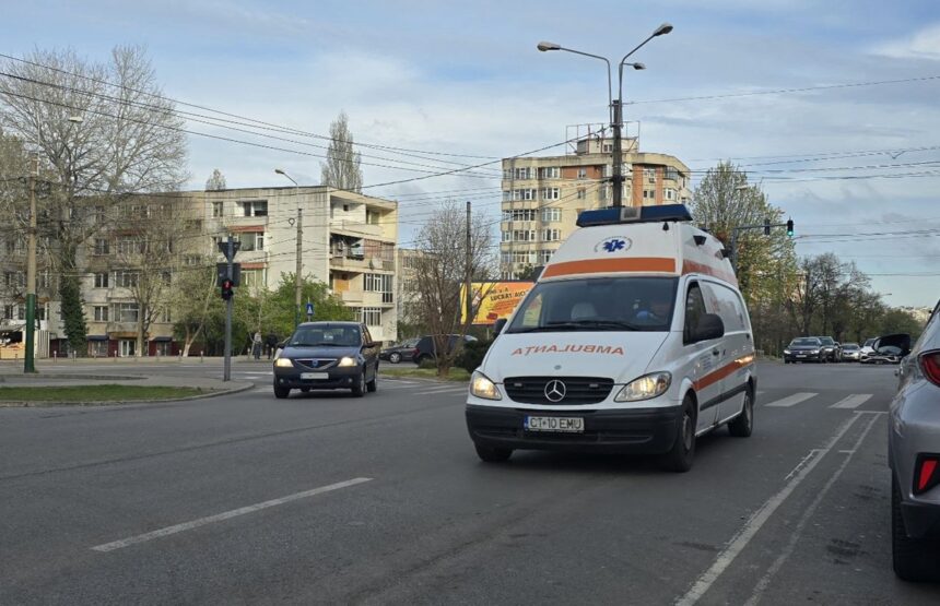 accident rutier produs la iesirea din mihail kogalniceanu spre nicolae balcescu autoturism rasturnat o victima constienta 6829d7c5b8aa0