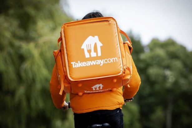 actionarul majoritar al emag a lansat oferta pentru just eat takeaway com care s a retras din romania invocand concurenta puternica cea mai mare afacere a sa de pana acum 682b0d2056cae