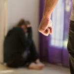 acuzatii reciproce de infidelitate si violenta ce au stabilit judecatorii in cazul unui afacerist 682270a1910f7