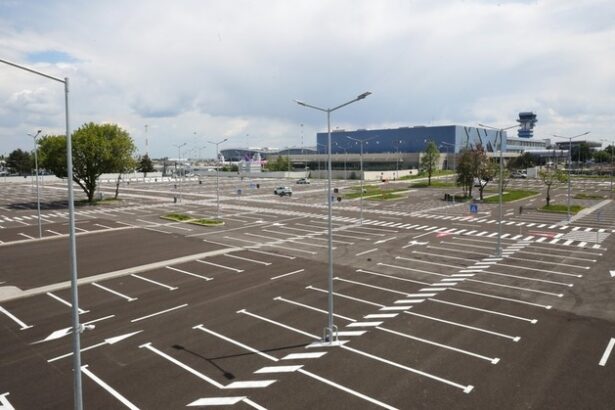 aeroportul otopeni da in folosinta o noua parcare pentru pasageri si incepe constructia altei parcari cu 4 niveluri 682b2238b4219