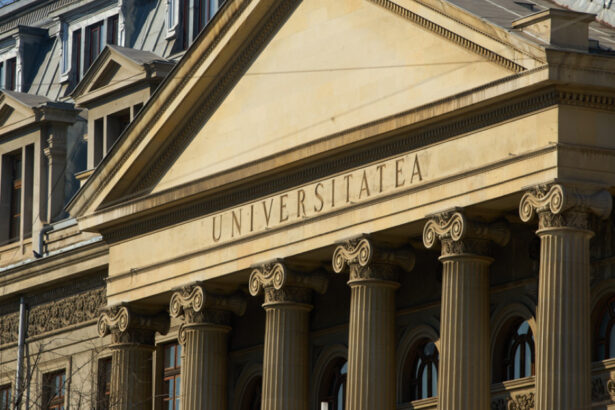 alegeri prezidentiale 2025 universitatea din bucuresti a anulat azi o dezbatere intre george simion si nicusor dan care este motivul 682227e767948