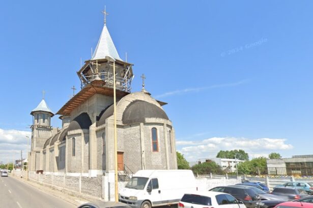 alerta in constanta un muncitor minor a cazut de pe turla bisericii din zona medeea 6821d265b32d3