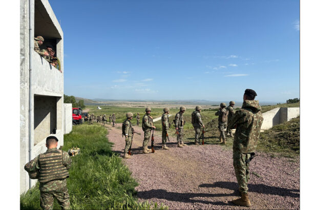 ambasada sua regimentul 307 infanterie marina antrenamente cu un nou echipament militar american la babadag 68304f99a22ba