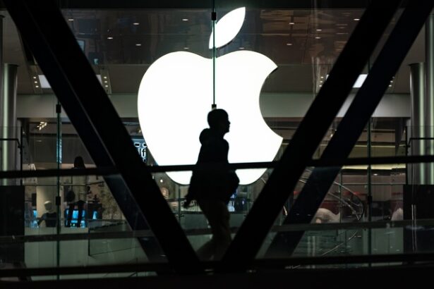 analistii se indoiesc ca amenintarile lui trump vor aduce productia de iphone in sua costurile ar fi uriase iar logistica imposibila 68318174f0d99