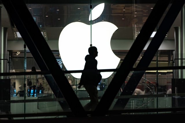 Analiștii contestă capacitatea amenințărilor lui Trump de a muta producția de iPhone în SUA: costurile ar fi foarte mari, iar logistica extrem de complicată. 1 analistii se indoiesc ca amenintarile lui trump vor aduce productia de iphone in sua costurile ar fi uriase iar logistica imposibila 68318174f0d99