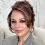 andreea marin a cazut in direct la tv cum a reactionat fosta prezentatoare de la surprize surprize imi tremurau picioarele 6821e9a780cb1