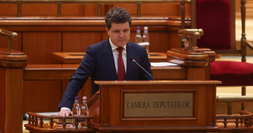 associated press noul presedinte al romaniei a depus juramantul criza politica se atenueaza dar la orizont se anunta provocari 68349355083d5