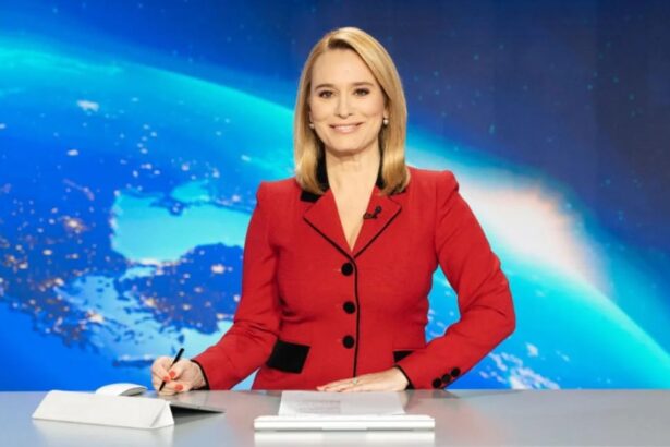 cati bani castiga lunar andreea esca salariul de la pro tv este secret dar s a aflat cifra de afaceri pe care o au firmele ei 6822ea77cd777