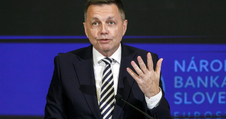 Guvernatorul Slovaciei riscă închisoarea dacă nu plătește o amendă uriașă pentru corupție 1 condamnat pentru coruptie guvernatorul slovaciei risca inchisoarea daca nu plateste o amenda uriasa 68385da318dab