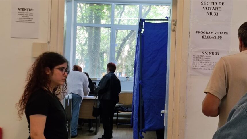 constantenii au iesit masiv la vot in cel de al doilea tur al alegerilor prezidentiale tot mai multe femei la urne 682bab5181e3d