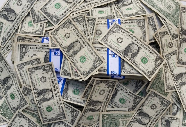 cresterea randamentelor obligatiunilor americane ii determina pe investitori sa si reconsidere strategiile globale 683025831f0ab