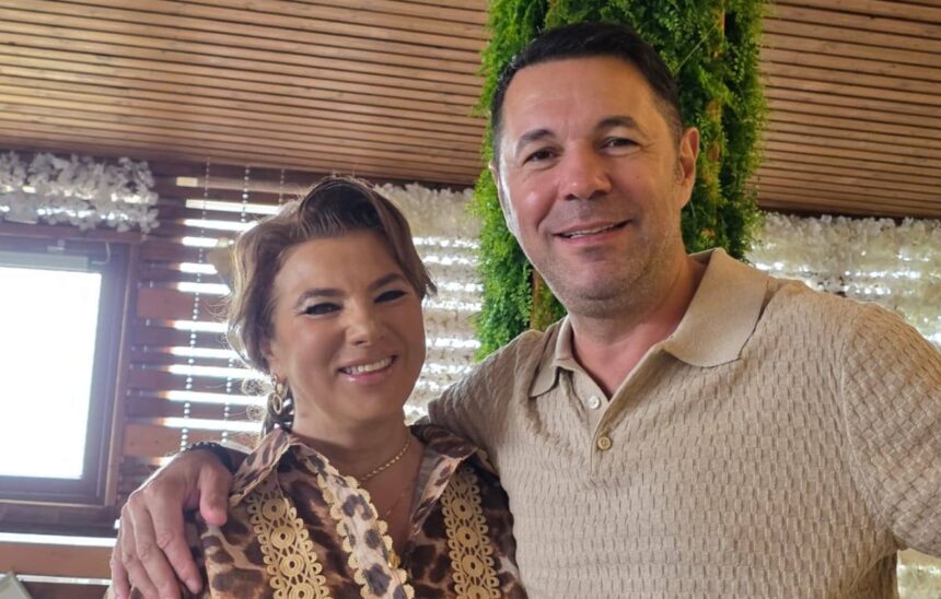 Cum a apărut Mihaela Borcea la nunta lui Mihai Albu cu Elena Nechifor și mesajul ei pentru miri: „Să păstrați vie promisiunea făcută în fața lui Dumnezeu” 1 cum a aparut mihaela borcea la nunta lui mihai albu cu elena nechifor a avut si un mesaj pentru miri sa pastrati vie promisiunea facuta in fata lui dumnezeu 683309d148035
