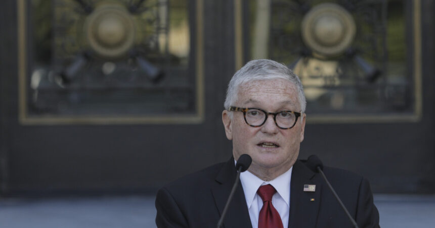 Fost ambasador SUA în România, palmă grea pentru Simion: „El cu adevărul nu s-a întâlnit în viața lui” 1 exclusiv fost ambasador sua in romania palma grea pentru simion el cu adevarul nu s a intalnit in viata lui 68309442b1633