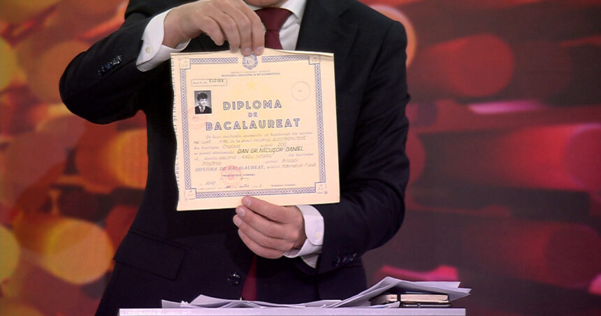 exclusiv nicusor dan si a prezentat diploma de bacalaureat dupa aparitia unui fals pe retelele sociale circula un fake news grosolan 682248842e8f4