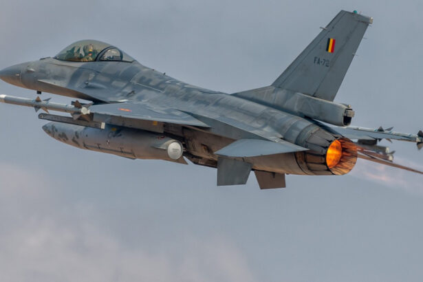 fortele aeriene romane anunta zboruri de antrenament la inaltimi mici pe intreg teritoriul tarii se folosesc inclusiv avioane f 16 6835ef609d9dd