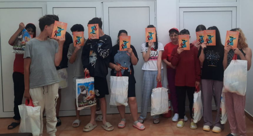 foto asociatia suflete deschise a oferit daruri de 1 iunie copiilor din centrele de la mangalia agigea techirghiol murfatlar lumina si constanta 683b023d4bc04