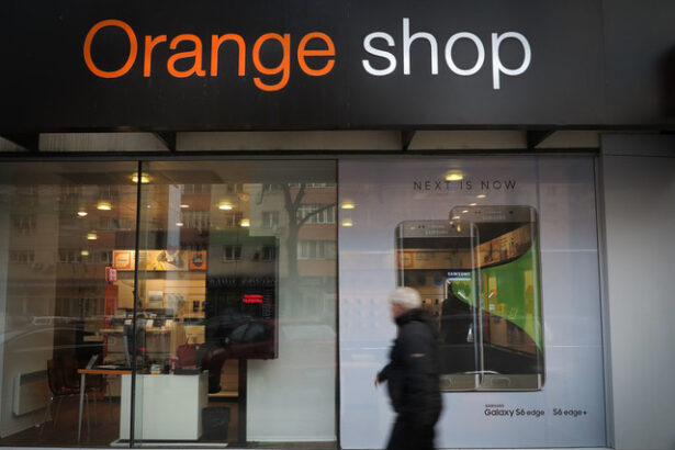 foto orange introduce wi fi 7 pentru business urile din romania pregatire si pentru clientii rezidentiali 6822fd7c5fde4