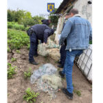 foto perchezitii in lipnita si rasova un intreg arsenal de arme si munitii descoperit de politisti la domiciliile a cinci braconieri 6835bc4d911c8