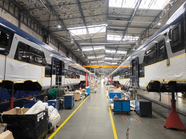 Primul tren fabricat de polonezi pentru România a intrat în țară 1 foto primul tren produs de polonezi pentru romania a intrat in tara 682b1ec6787b1
