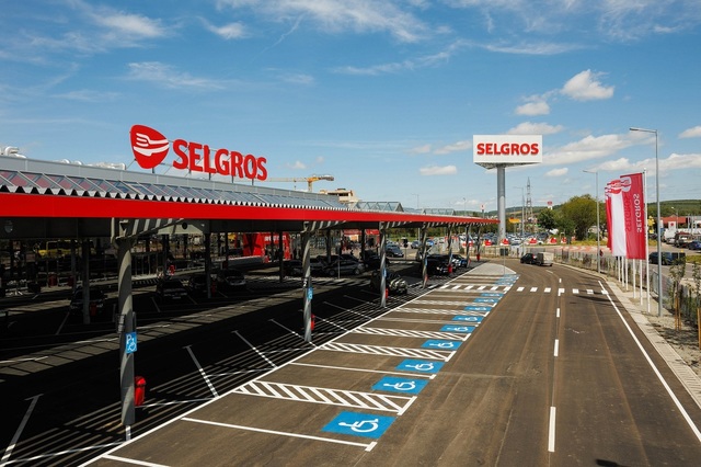 foto selgros reia expansiunea pe plan local si deschide cel de al 24 lea magazin din romania la sibiu 683013e5d7cd6