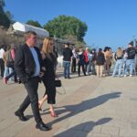 foto video gheorghe hagi si a lansat autobiografia vizuala drumul meu la cazinoul din constanta in prezenta familiei si a autoritatilor locale 68308ed3d3442