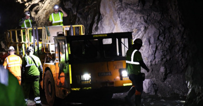 groenlanda acorda permis de exploatare miniera unui grup danezo francez investitiile sua intarzie 682eb01812db9