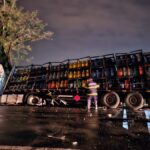 la un pas de tragedie accident intre un autocamion cu butelii si un autoturism doua victime 68283fe251ab0