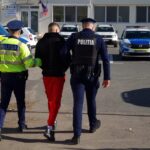 legea fugarilor loveste la constanta hot cu antecedente condamnat pentru furt nu s a prezentat dupa sentinta si are acum in carca si evadarea 682e4a7fd1a25