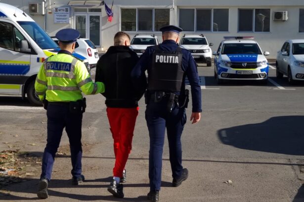 legea fugarilor loveste la constanta hot cu antecedente condamnat pentru furt nu s a prezentat dupa sentinta si are acum in carca si evadarea 682e4a7fd1a25