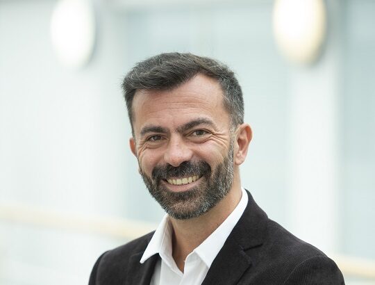 lorenzo fioramonti fost ministru al educatiei din italia va fi prezent la conferinta internationala future of governance 2025 6825bcce4f376